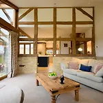 Feriehus East Barn- Luxury Countryside Manchester