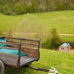 Bredon Hill Shepherds Hut & Hot Tub Дом отдыха Манчестер