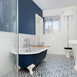 Beautiful Cotswold With Hot Tub * Manchester