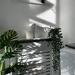 Traditonal House - Etihad -games Room-free Parking *