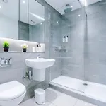 Fully Equipped, Centre 3bed Apartment, Balcony With Amazing Views, Sleeps 6 Apartmán Manchester