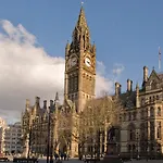 The Eastern Hive - King Bed, 3x Parking, Coop Live & Etihad Casa de Férias Manchester