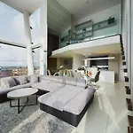 Amazing Skyline Views 3br Duplex With Free Parking * マンチェスター