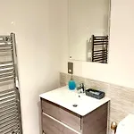 2br Duplex In Salford Mcr Sleeps4 Video In Photos *
