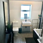 公寓 Stylish Comfortable With Free Parking 曼彻斯特