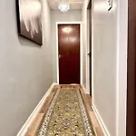 Prime Centre Apartment!