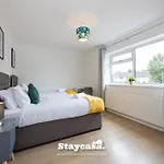 Spacious Cosy Cove With Large Driveway And Garden 威森肖