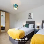 Spacious Cosy Cove With Large Driveway And Garden * 威森肖