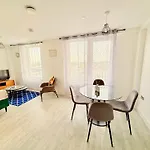 2br Duplex In Salford Mcr Sleeps4 Video In Photos Apartamento *