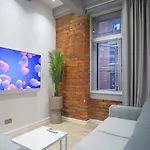 Apartment Chicago By The Heim *