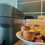 Modern High-rise Flat In Media City! 2 Beds, 2 Baths Apartamento *