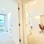 Modern High-rise Flat In Media City! 2 Beds, 2 Baths Apartamento *