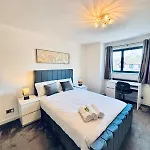 Luxury 5br With Access Daire *