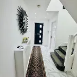 Luxury 5br With Access Daire *