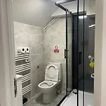 Rahman Hostel Manchester
