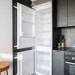 Daire 1 Bed Old Trafford Flat Rooftop Views