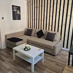 Prime Centre Apartment! Daire