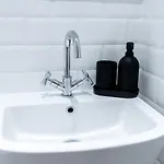 Hive Near Etihad Coop Live * Manchester