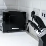 Hive Near Etihad Coop Live