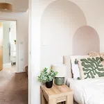 Luxury Sleeps 9 With Hot Tub & Pool *