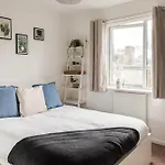 Apartman Luxury Sleeps 9 With Hot Tub & Pool