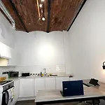 شقة Chic Mill With Canal Views