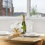 Flat In Old Trafford Apartmán Manchester