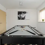 Spacious 4bd 3bt - Etihad - Coop - Pool Table - Free Parking Manchester