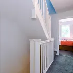 Apartment Stunning Townhouse In Salford, Free Parking, Pool Table, Table Tennis, 4bedrooms Manchester
