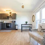 Daire Cosy, 2 Bed Flat Parking *