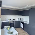 Modern & Stylish 1-bed Near Old Trafford And * 曼彻斯特