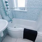 Driveway Stunning 3bedroom In Withington * Manchester