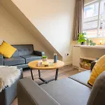 Apartment Fletcher House In