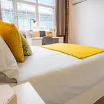 Fletcher House In Apartment Manchester