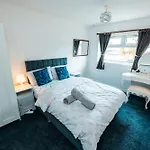 Holiday home Family & Group In - Free Parking