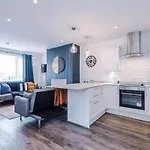 3br Fully-equipped House With Free Wifi & Parking Holiday home