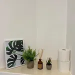 Zelena Luxurious Apartment, Private Parking, Fast Wi-fi, Self Check-in Anytime Perfect For Late Arrivals, 5 Minutes To Old Trafford Stadium Διαμέρισμα Μάντσεστερ