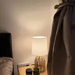 Zelena Luxurious Apartment, Private Parking, Fast Wi-fi, Self Check-in Anytime Perfect For Late Arrivals, 5 Minutes To Old Trafford Stadium Lägenhet *