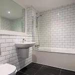 2-bed Flat In Sports Hub - Walk To Mufc & Cricket Апартаменты Манчестер