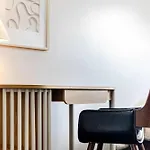 Sleeps 14 The Old Trafford Family Zen By Genesis Living Tatil Evi Manchester