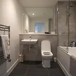 Luxury 2 Bed Penthouse Large Balcony