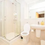 Spacious & Contemporary 1bed Manchester