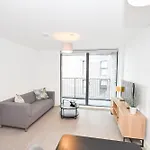 Spacious & Contemporary 1bed