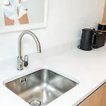 2 Bedroom, 2 Bathroom Apartment, Close To Mcr Centre Apartment Manchester