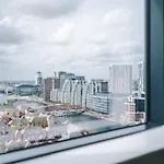 Quayside Living マンチェスター