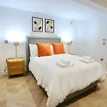 New Build Duplex Minutes From Centre - Pass The Keys Apartment Manchester