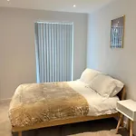 Cosy Two Bedroom In Manchester