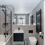 Fabulous 1bed Flat In W Balcony *