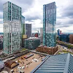 Apartamento Duplex In Salford, 2br&2ba, Full Kitchen *