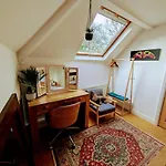 Detached House With Gated Parking In Whalley Range, Near Centre Villa *